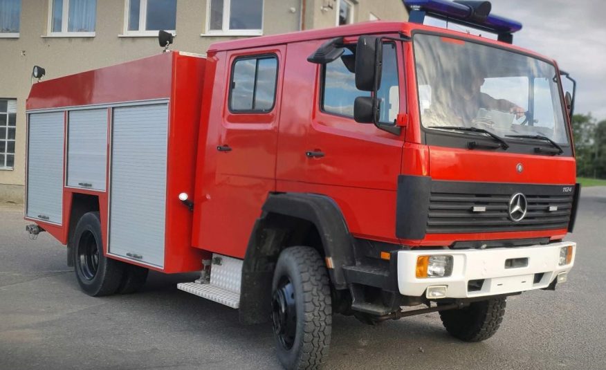 Mercedes 1124 AF, 4×4, 2400L vody + pena