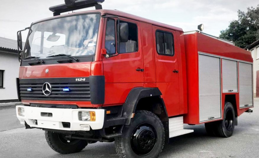 Mercedes 1124 AF, 4×4, 2400L vody + pena