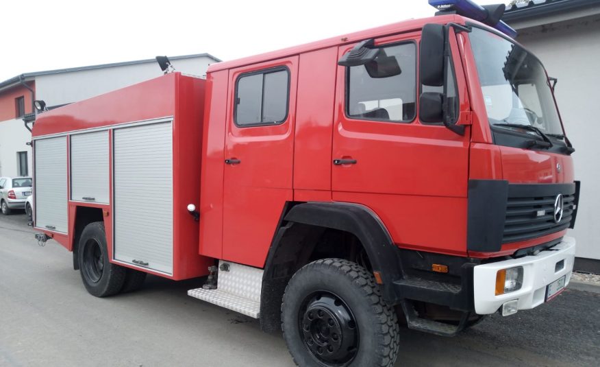 Mercedes 1124 AF, 4×4, 2400L vody + pena