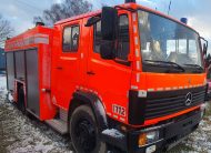 Mercedes 1124, 4×2, 2400L vody, Vanasche