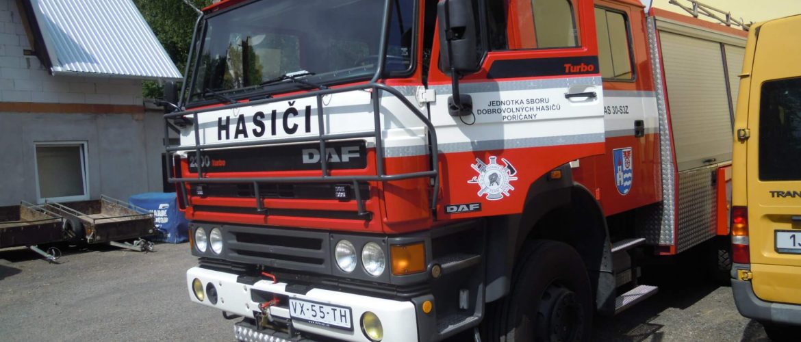 Odovzdanie vozidla DAF 2300, obci Poříčany