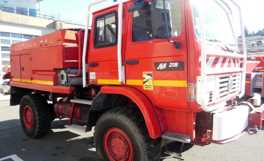 Renault Midlliner 210 Camiva, r.1998, lesný špeciál,  4×4 , 3000L vody