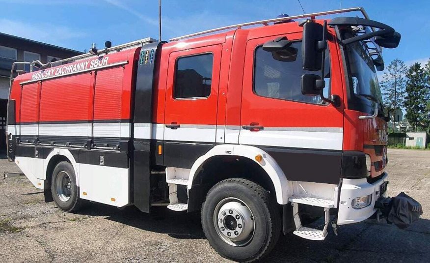 Mercedes Atego 1529 4×4, 2000L + pena,  Ziegler