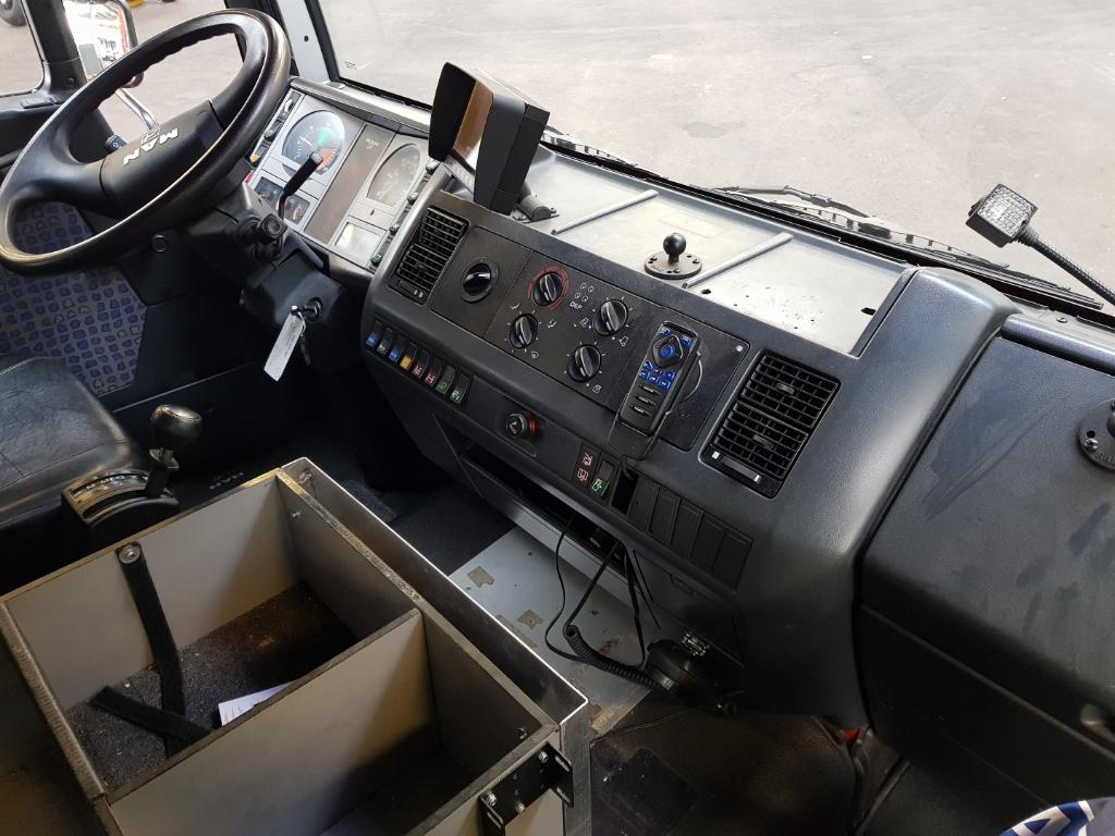 MAN 14.250LLF, 2000L, Godiva