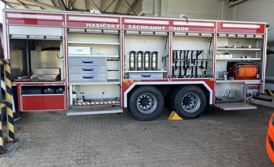 Scania  P124 GBX4NZ 8800L vody