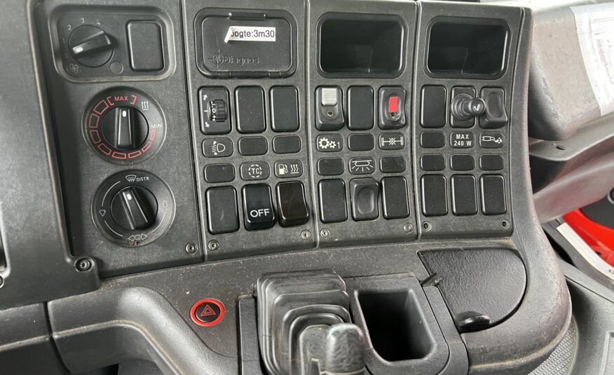 SCANIA P94   260 4X2 2500L vody