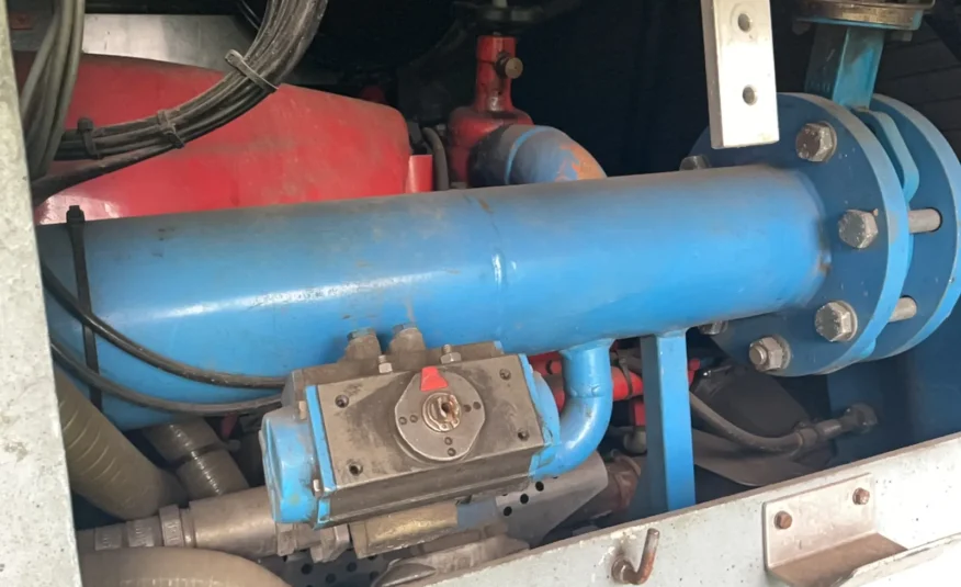 DAF 75.360 CF NEW,  8700L vody