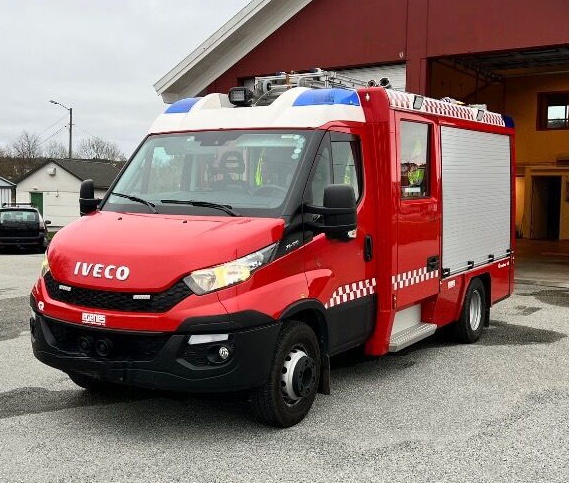 Iveco  Daily, automat, rok 2017, Rosenbauer CL, systém CAFS 1000L vody + 100L pena