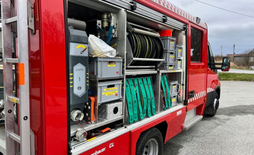 Iveco  Daily, automat, rok 2017, Rosenbauer CL, systém CAFS 1000L vody + 100L pena