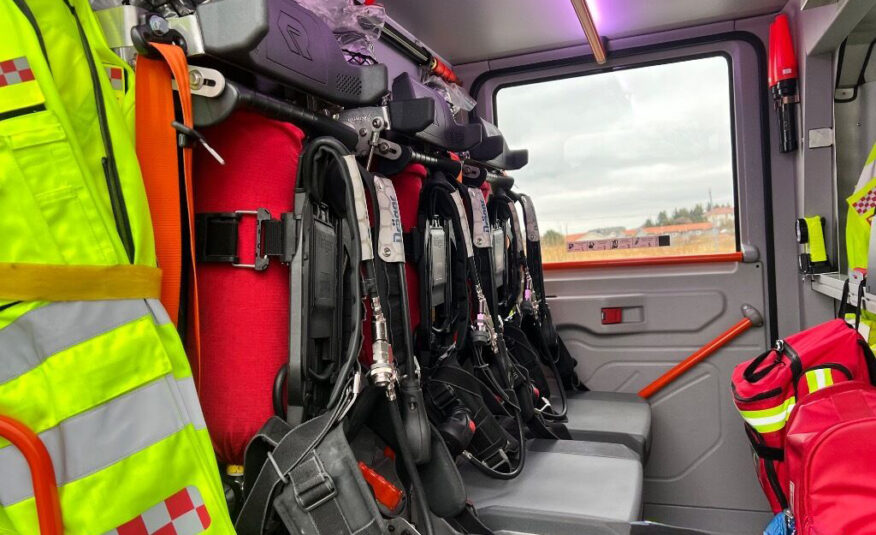 Iveco  Daily, automat, rok 2017, Rosenbauer CL, systém CAFS 1000L vody + 100L pena