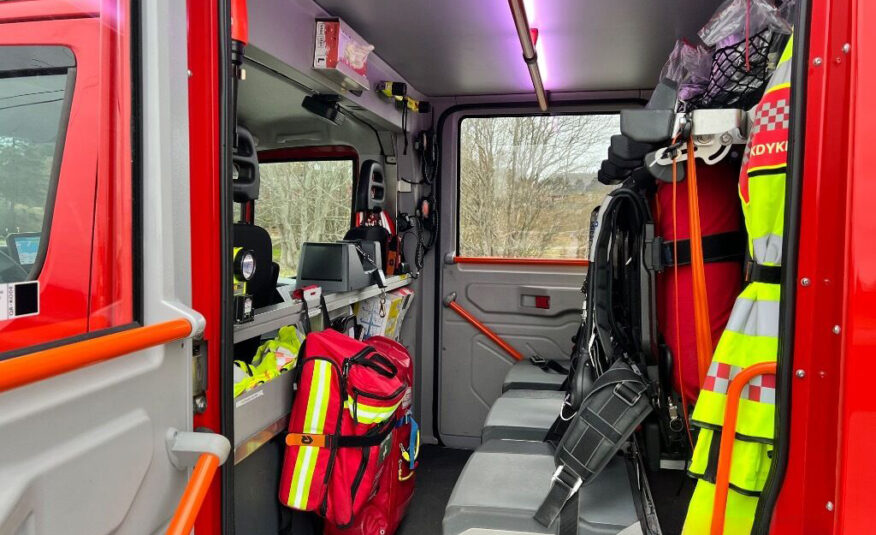 Iveco  Daily, automat, rok 2017, Rosenbauer CL, systém CAFS 1000L vody + 100L pena