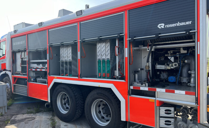 Scania  P124 124G.420 6×4, Rosenbauer 5000L vody + 1000L peny,  penotvorný, systém  Conti Cafs 400-2400